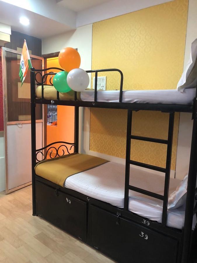 Bandra Dormitory Only For Indian Bombaj Exteriér fotografie