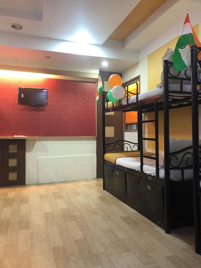 Bandra Dormitory Only For Indian Bombaj Exteriér fotografie